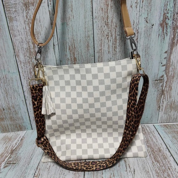Sling Checkered Purse - Picture 1 of 2